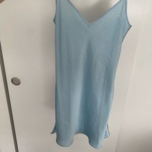 Aritzia xs slip dress, new with tags, no flaws.